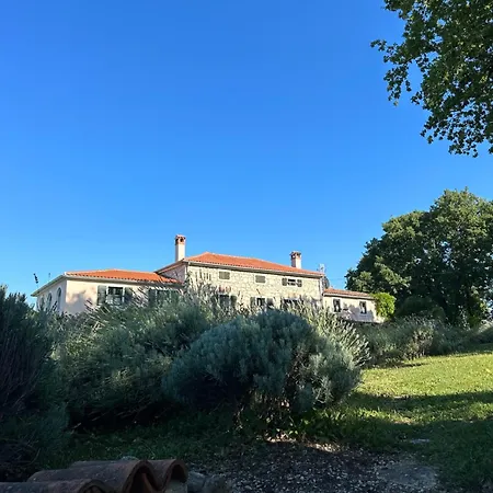 Nuvole Δωμάτια σε οικογενειακή κατοικία